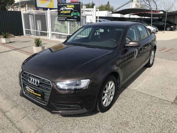 AUDI A4 2.0 TDI multitronic S-mentes! Moi.! Vég...