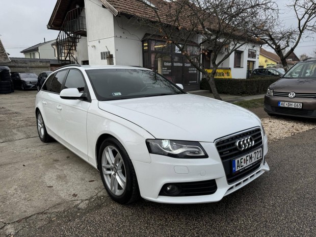 AUDI A4 2.0 TDI quattro Quattro ! Sline ! j VE...