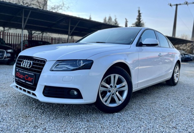 AUDI A4 2.0 TDi DPF EU5 BI-Xenon/Holttr Figyel...