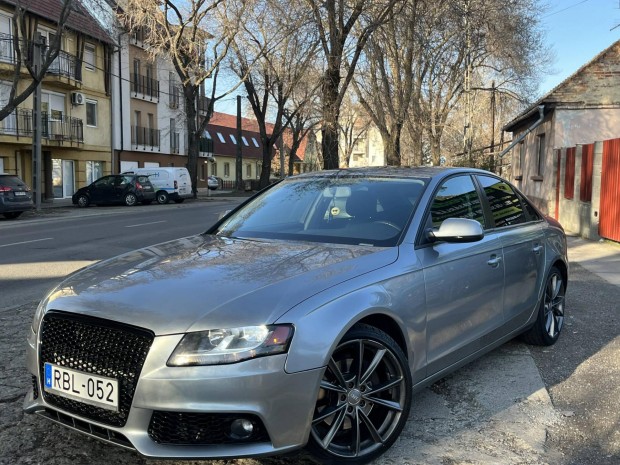 AUDI A4 2.0 TFSI quattro S-tronic