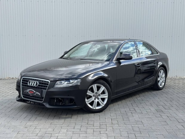 AUDI A4 2.7 V6 TDI DPF Multitronic Navi.Bőr.PAR...