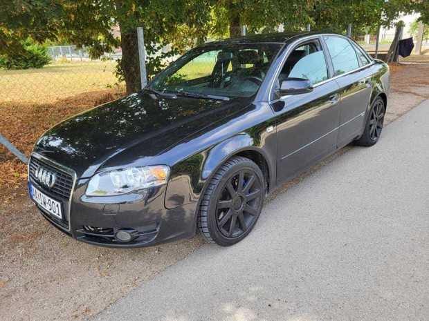 AUDI A4 3.0 V6 TDI quattro