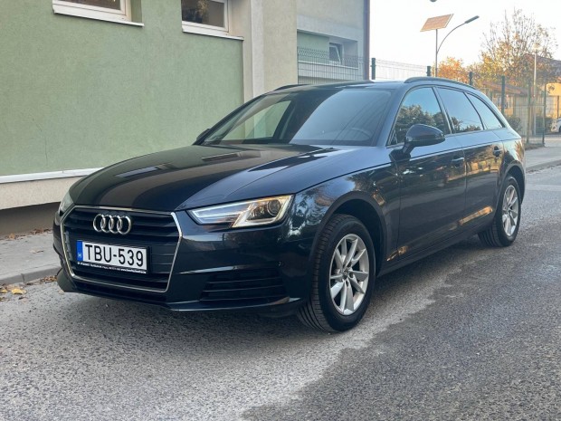 AUDI A4 Avant 1.4 TFSI Basis 135517km!