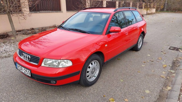 AUDI A4 Avant 1.6 Facelift