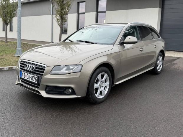 AUDI A4 Avant 1.8 TFSI Von�horog//2 Kulcs//