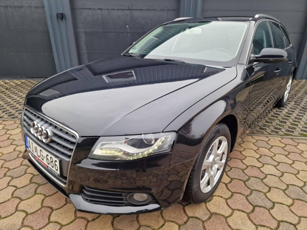 AUDI A4 Avant 1.8 T FSi KM Garancia! 2Kulcs. �l...