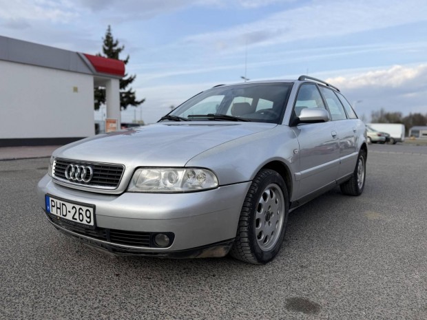AUDI A4 Avant 1.9 PD TDI 2. tulaj.von�horog.�l�...