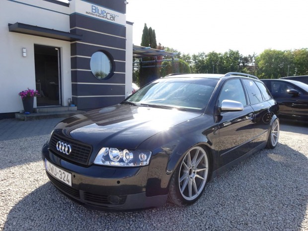 AUDI A4 Avant 1.9 PD TDI Airride!!!Egyedi Megje...