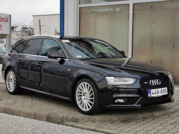 AUDI A4 Avant 2.0TDI S-LINE