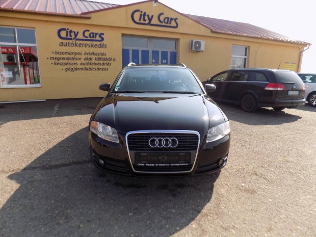 AUDI A4 Avant 2.0 PD TDI DPF Multitronic Nagyon...