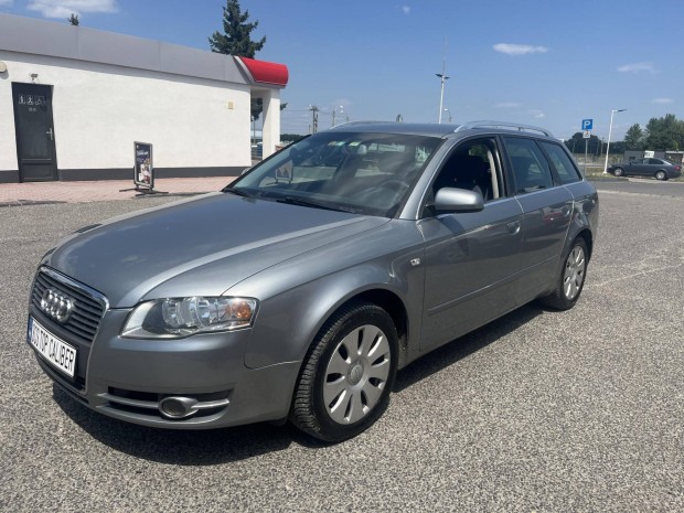 AUDI A4 Avant 2.0 PD TDI DPF kevés km.friss műs...
