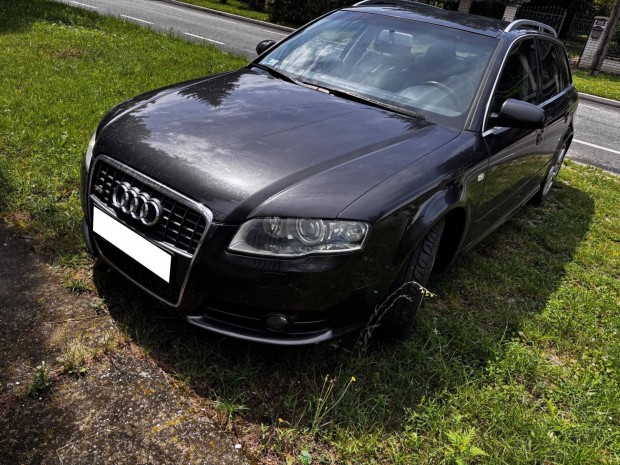 AUDI A4 Avant 2.0 PD TDI DPF quattro S-Line