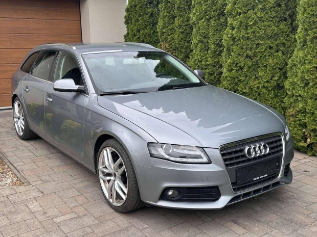 AUDI A4 Avant 2.0 TDI 19-es kerék 6-os manuális...