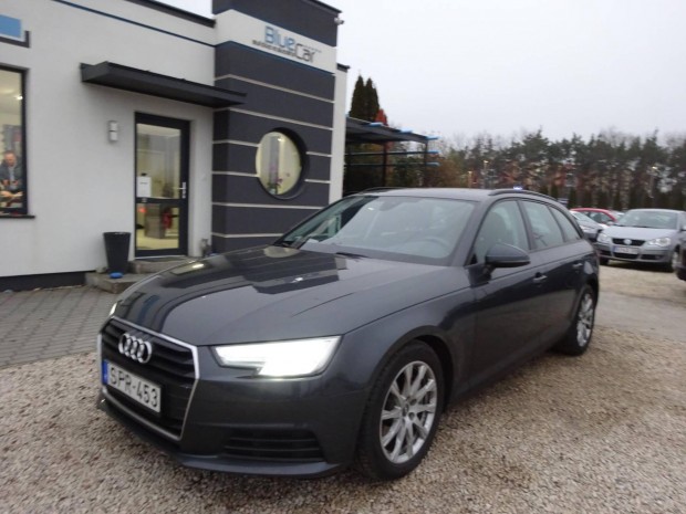 AUDI A4 Avant 2.0 TDI Basis Xenon!!Navi!Kzi-V...