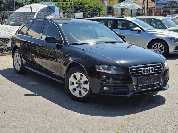 AUDI A4 Avant 2.0 TDI DPF 6 sebességes kézi váltó!