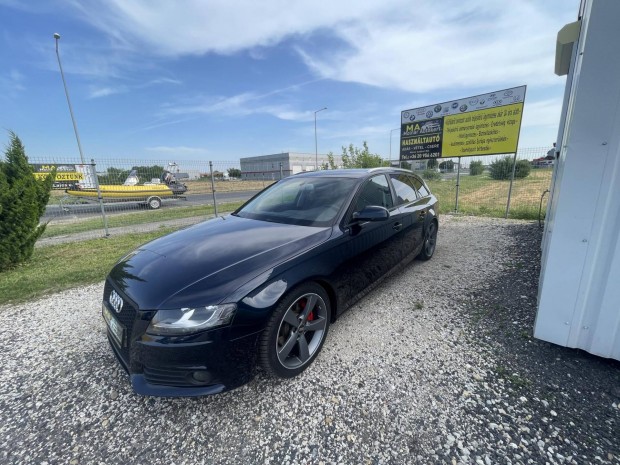 AUDI A4 Avant 2.0 TDI DPF Quattro Gyönyörű Álla...