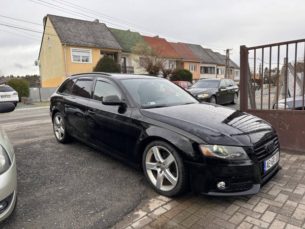 AUDI A4 Avant 2.0 TDI DPF S-Line.multitronic