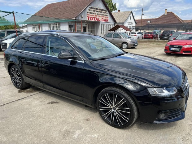 AUDI A4 Avant 2.0 TDI DPF Új Kettőstömegű.Végig...