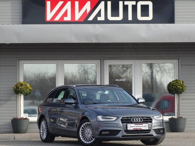 AUDI A4 Avant 2.0 TDI Digit-Szervzknyv-Xenon'...