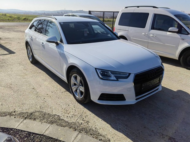 AUDI A4 Avant 2.0 TDI Sport Navigci!!!!!lsf...