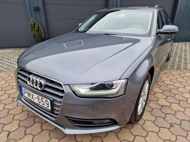 AUDI A4 Avant 2.0 TDI j Gumik!! Gynyr ! KM...