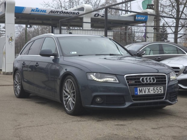 AUDI A4 Avant 2.0 TDI e DPF 2x S line!