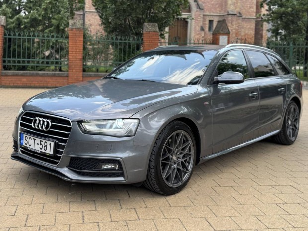 AUDI A4 Avant 2.0 TDI multitronic 3XS-LINE//FAC...