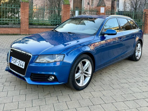 AUDI A4 Avant 2.0 TDI multitronic Navigci//FR...