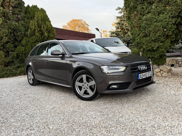 AUDI A4 Avant 2.0 TDI quattro S-tronic B8.5 SZÉ...