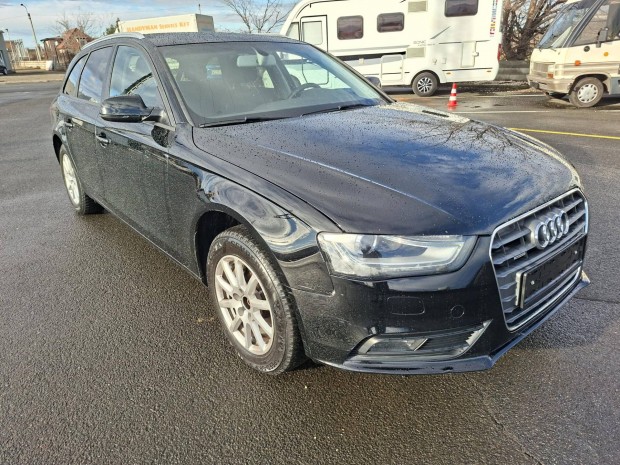 AUDI A4 Avant 2.0 TDI quattro S-tronic �j Kett�...