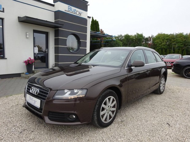 AUDI A4 Avant 2.0 TDi DPF Navigci!!Radar!Vaj-...