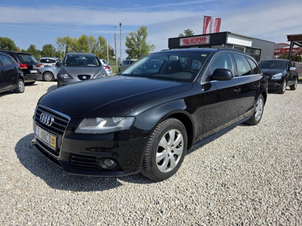 AUDI A4 Avant 2.0 TDi DPF Szép állapotban eladó