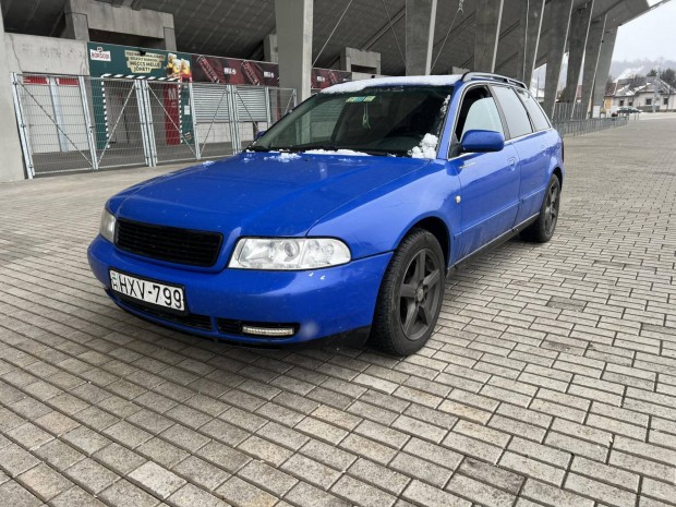 AUDI A4 Avant 2.8 quattro Fekete Br.Vonhorog....