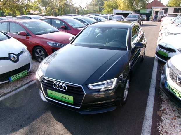 AUDI A4 Avant 30 TDI Basis S-tronic LED-E.Csomi...