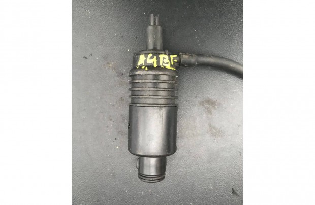 AUDI A4 B5 / ablakmosó szivattyú 4A0 955 651