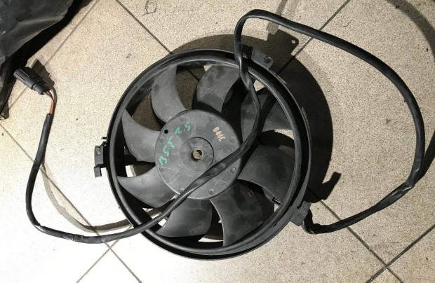 AUDI A4 B5 * htventiltor 8D0 959 455 R