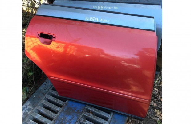 AUDI A4 B5 _ jobb hátsó ajtó