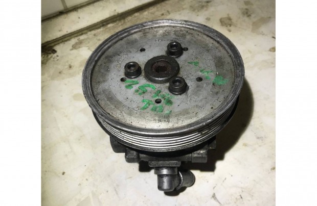 AUDI A4 B5 _ szervószivattyú 8D0 145 177 D