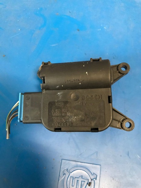 AUDI A4 B6 _ fűtés állító motor 8E1 820 511 B
