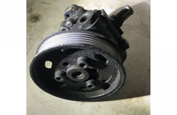 AUDI A4 B7 2,0 PD_ szervószivattyú 8E0 145 155 N