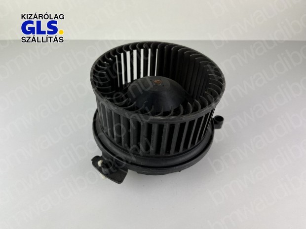 AUDI A4 B7 (8EC) Fűtőmotor (klímás) (8E2820021E)