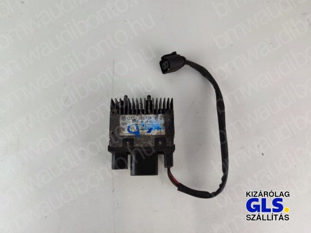 AUDI A4 B7 (8EC) Hűtőventilátor vezérlő modul (8E0959501Q)