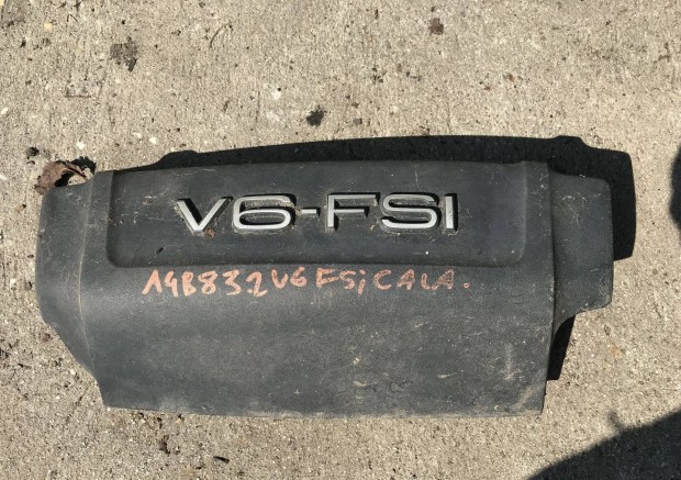 AUDI A4 B8 3,2 V6 FSI motorburkolat