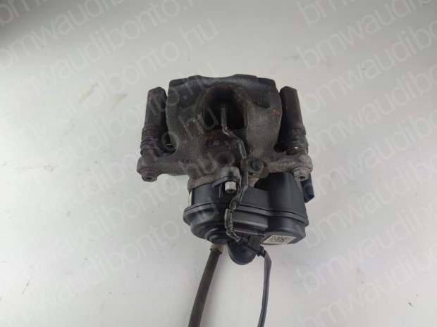 AUDI A4 B8 (8K2) 2.0 TDI Bal hátsó féknyereg munkahengerrel