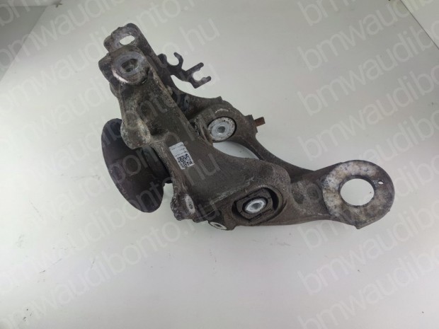 AUDI A4 B8 (8K2) 2.0 TDI Jobb hátsó csonkállvány (8K0505432AQ)