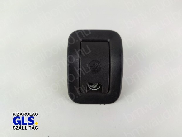 AUDI A4 B8 (8K2) ISOFIX burkolat (8T0887233A)