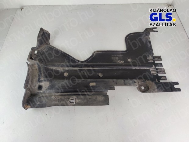AUDI A4 B8 (8K2) Jobb hátsó fenéklemez burkolat (8K0825216F)