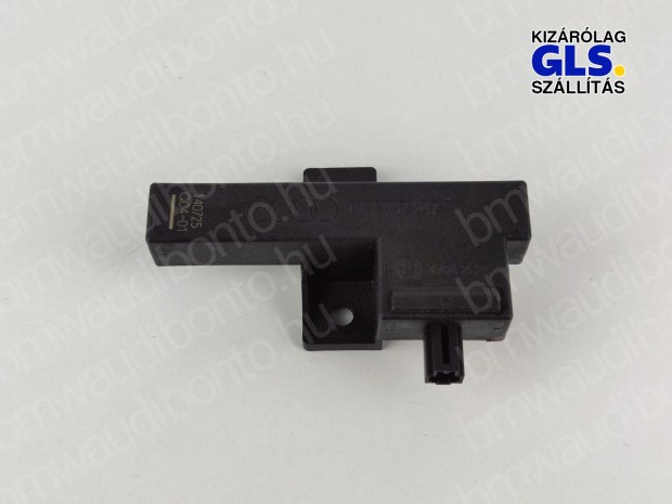 AUDI A4 B8 (8K2) Kulcs nélküli nyitás jeladó (8K0907247)