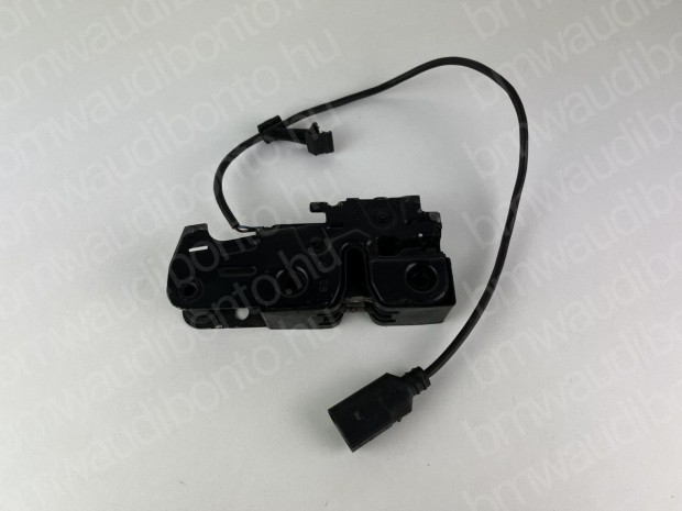 AUDI A4 B8 (8K2) Motorháztető zárszerkezet szett (8K0 823 509 F)