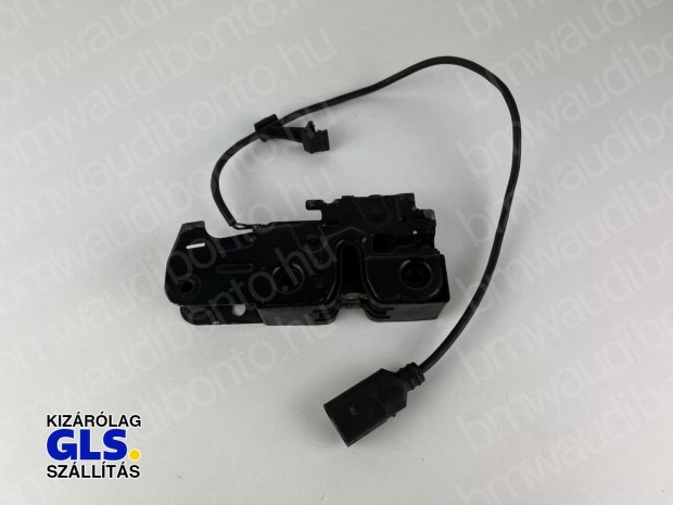 AUDI A4 B8 (8K2) Motorháztető zárszerkezet szett (8K0 823 509 F)